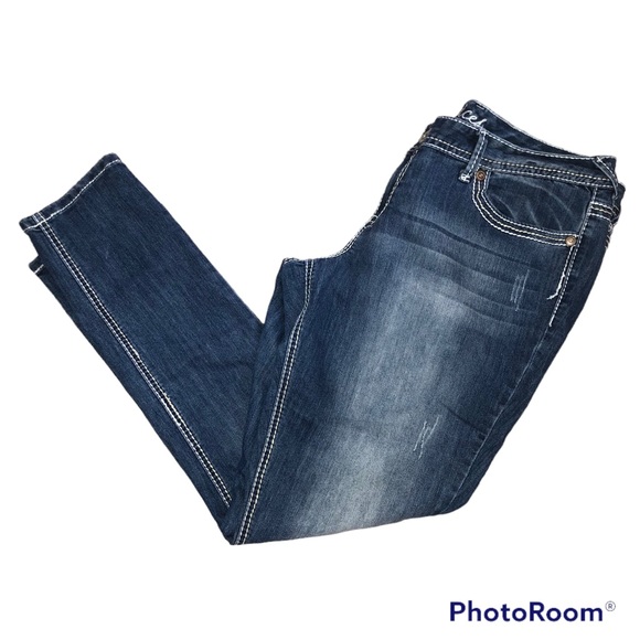 Maurices distressed skinny jeans Size XL - Picture 1 of 7